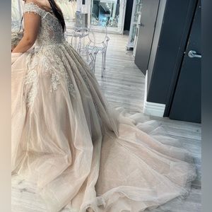 Allure Couture Bridal Dress design model C620.